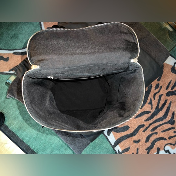 Saint Laurent Sid Leather Backpack - Picture 10 of 13